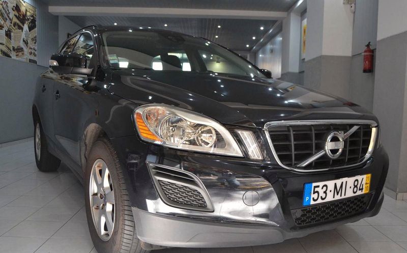 Volvo XC60 • 2011 • 178,000 km 1