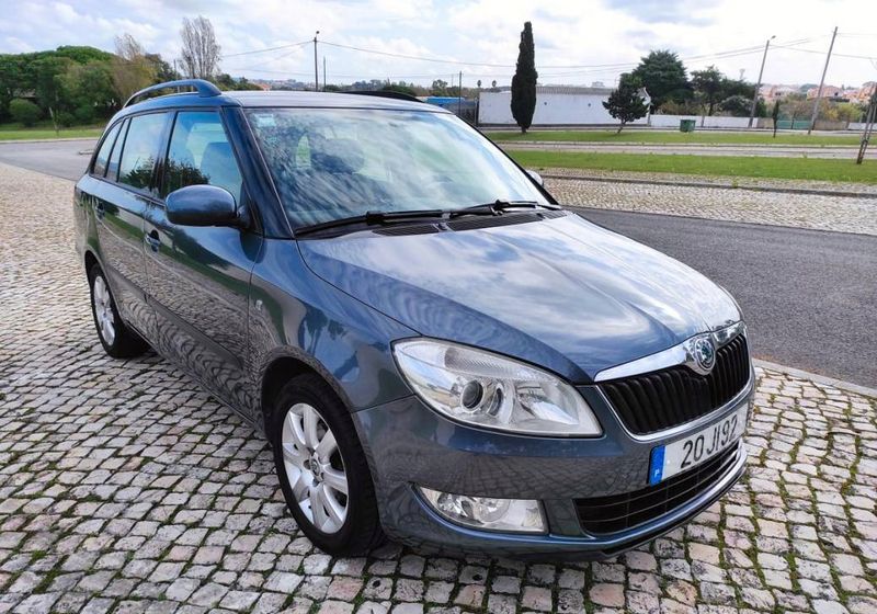 Škoda Fabia • 2010 • 279,000 km 1