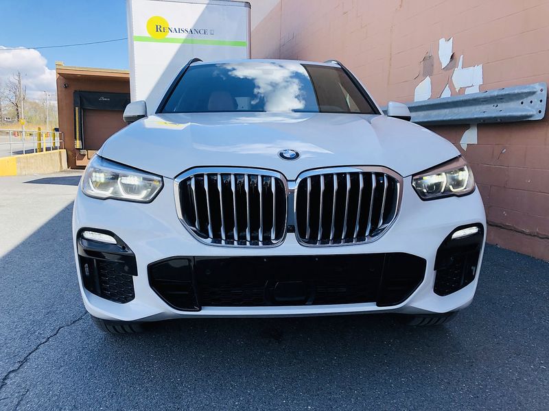 BMW X5 • 2019 • 30,478 km 1