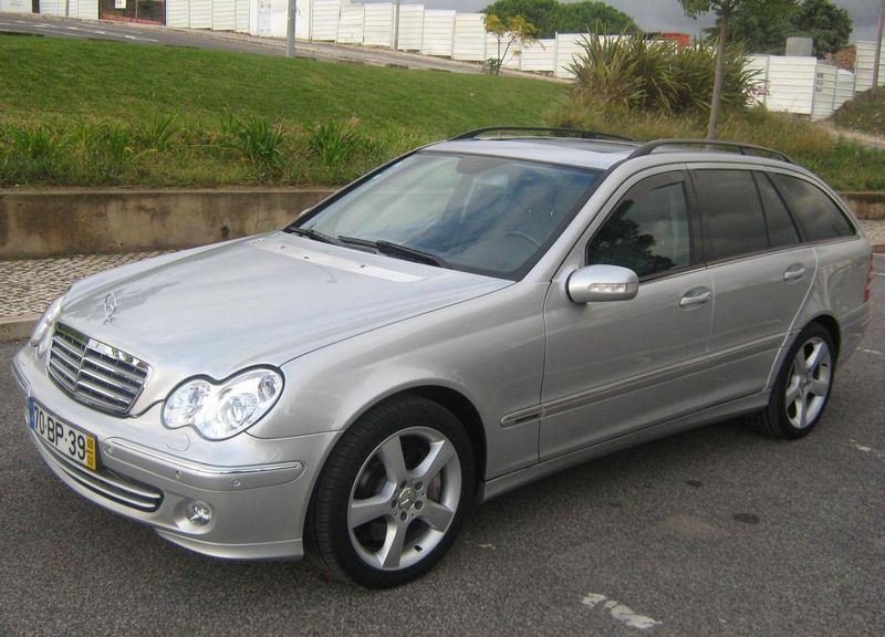 Mercedes-Benz C • 2005 • 190,000 km 1