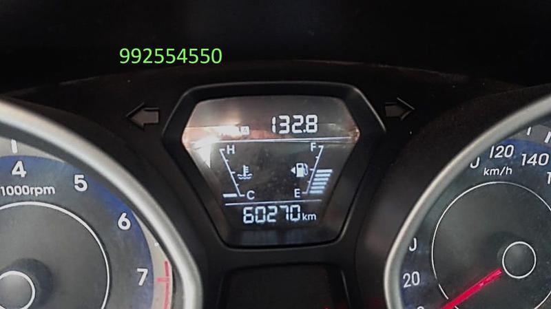 Hyundai Elantra • 2015 • 60,000 km 1