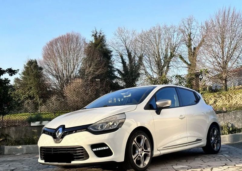 Renault Clio • 2019 • 109,567 km 1