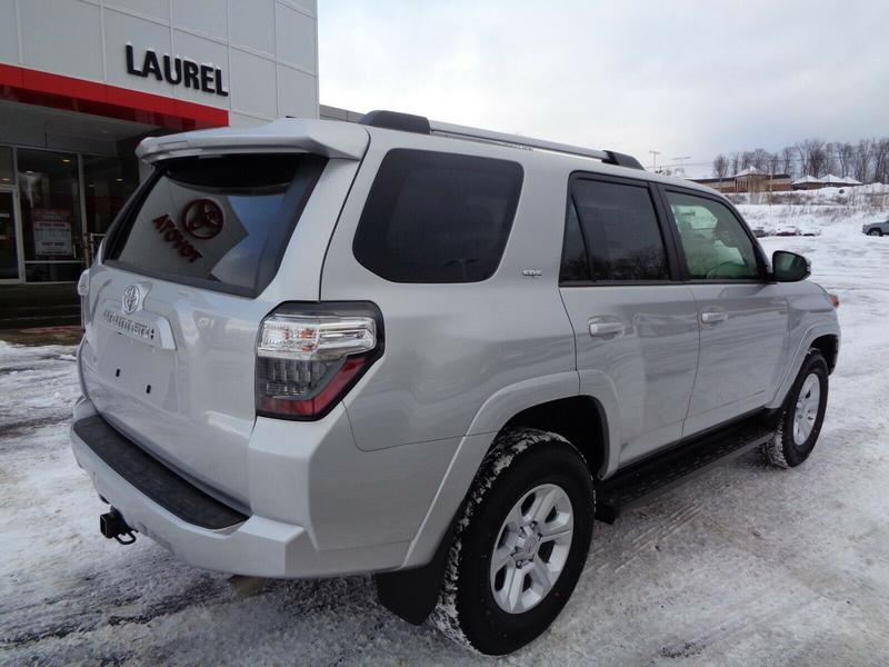Toyota 4 Runner Limited • 2019 • 2,000 km 3