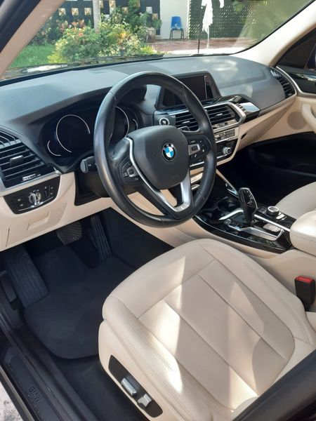 BMW X3 • 2018 • 97,600 km 1