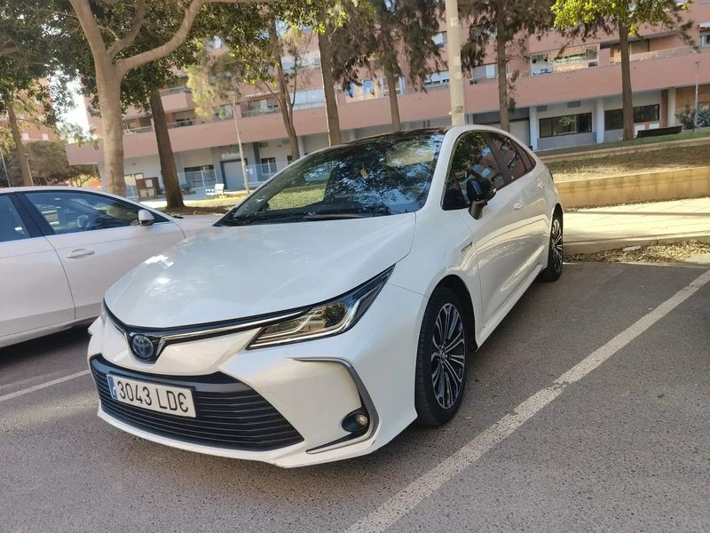 Toyota Corolla Hybrid • 2019 • 64,460 km 1