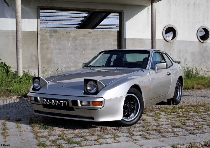 Porsche 944 • 1984 • 78,000 km 1