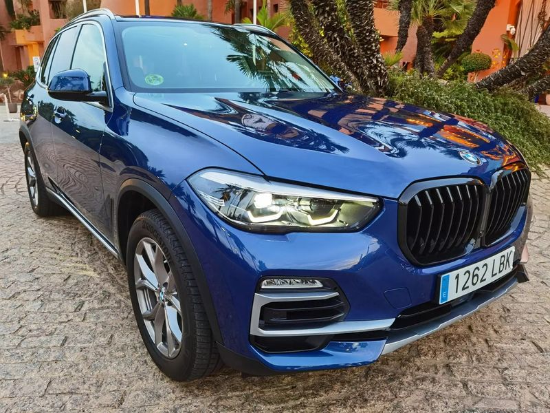 BMW X5 • 2019 • 38,000 km 1