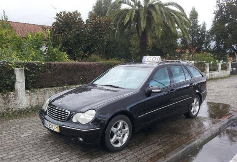 Mercedes-Benz C • 2003 • 190,000 km 1