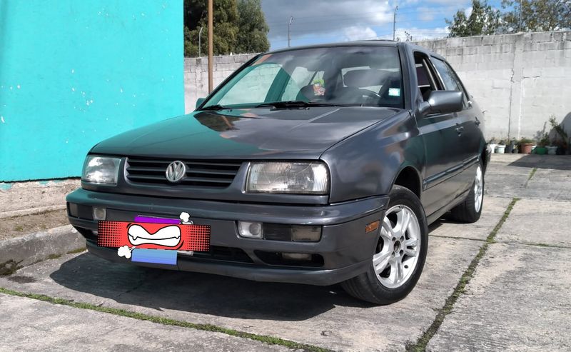 Volkswagen Vento • 1996 • 165,000 km 1