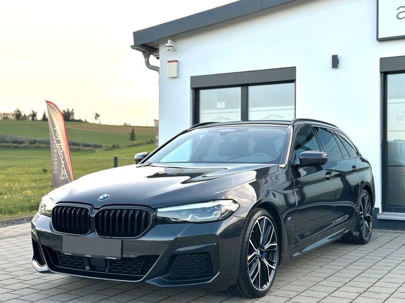 BMW 5 Series • 2022 • 65,666 km 1