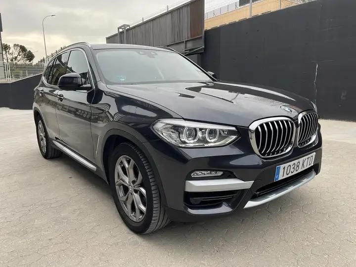 BMW X3 • 2019 • 45,000 km 1