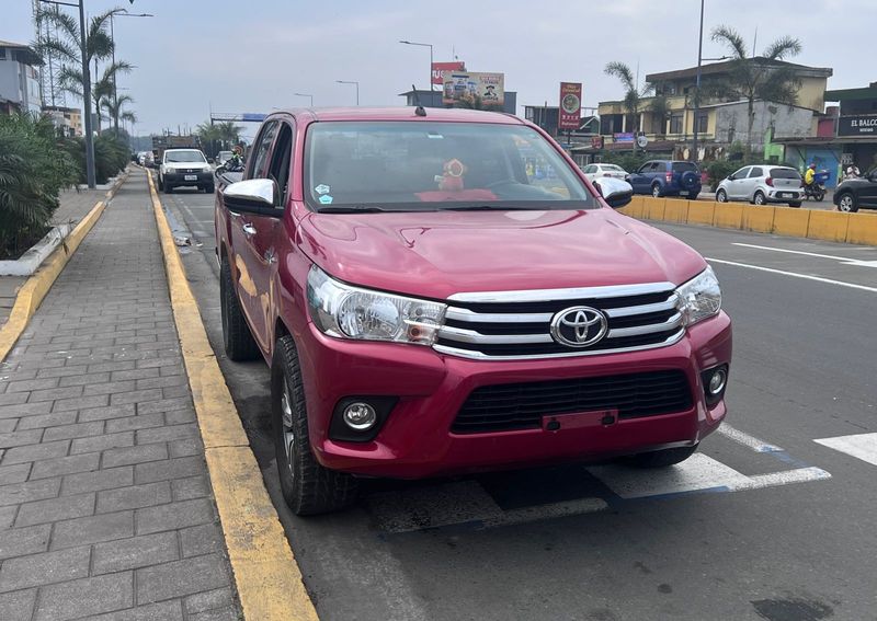 Toyota Hilux • 2018 • 60,000 km 1
