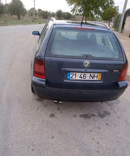 Škoda Octavia • 1999 • 299,999 km 1
