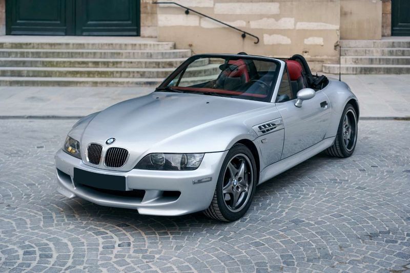 BMW Z3 • 2001 • 109,700 km 1