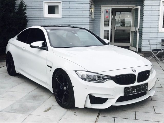BMW M4 • 2015 • 148,000 km 1