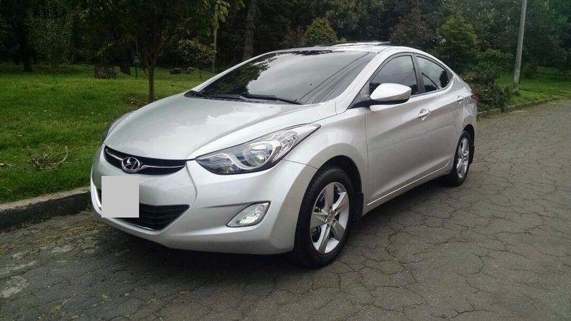 Hyundai i30 • 2014 • 125,000 km 1