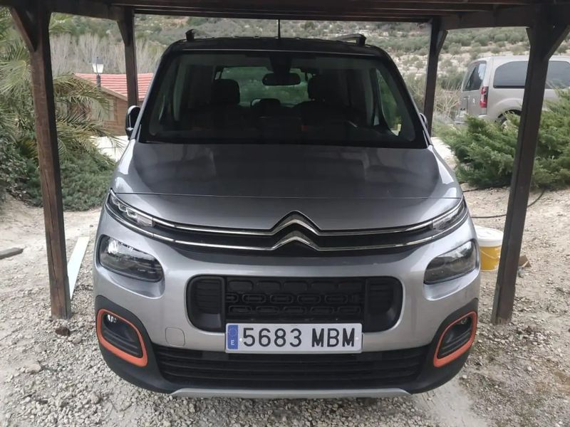 Citroën Berlingo • 2022 • 17,000 km 1