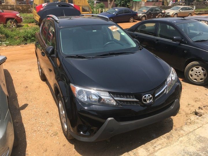 Toyota RAV4 • 2014 • 34 km 1