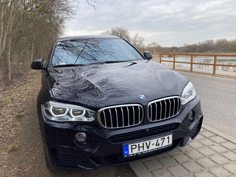 BMW X6 • 2017 • 61,300 km 1
