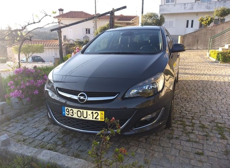 Opel Astra • 2014 • 102,000 km 1