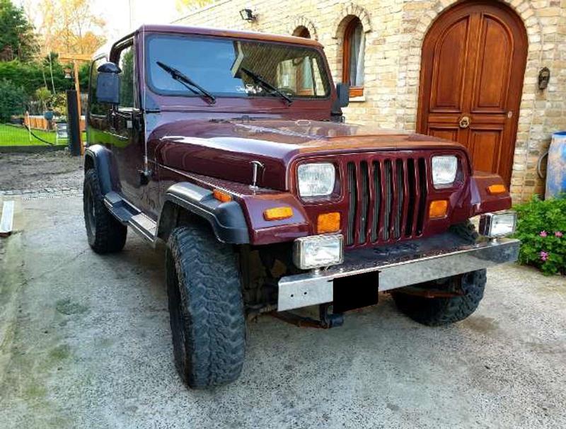 Jeep Wrangler • 1987 • 199,000 km 1