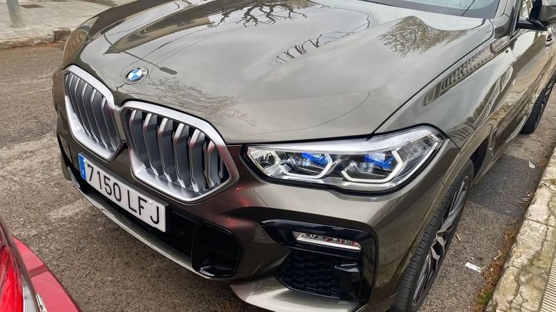 BMW X6 • 2020 • 30,000 km 1