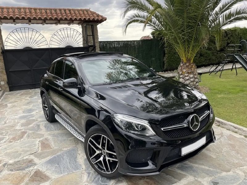 Mercedes-Benz GLE • 2018 • 121,000 km 1