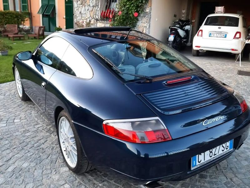 Porsche 911 • 1999 • 124,000 km 1