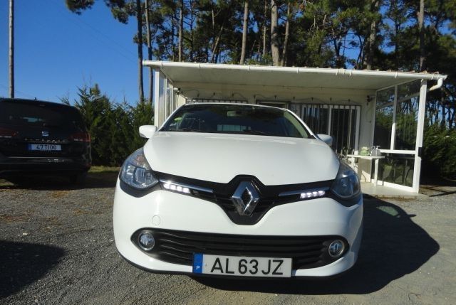 Renault Clio • 2015 • 90,000 km 1