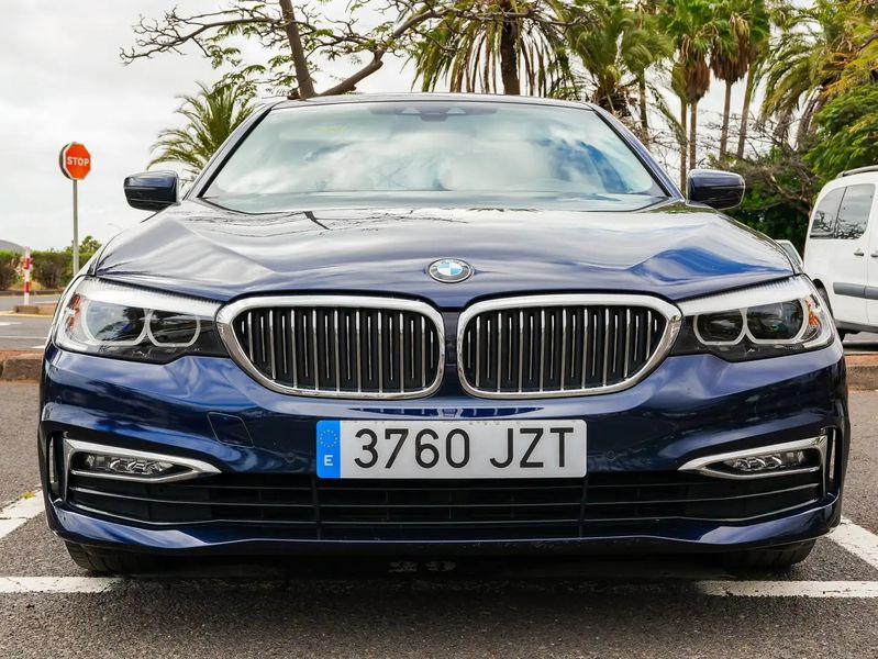 BMW 520D • 2017 • 115,000 km 1