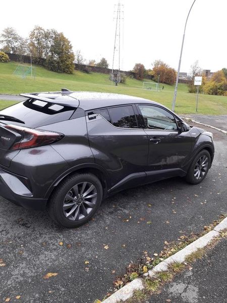 Toyota C-HR • 2018 • 6,000 km 1