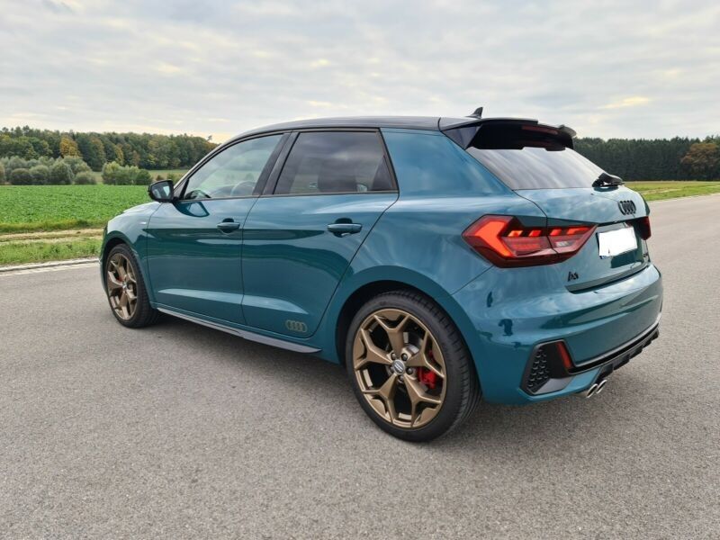 Audi A1 • 2019 • 40,200 km 1