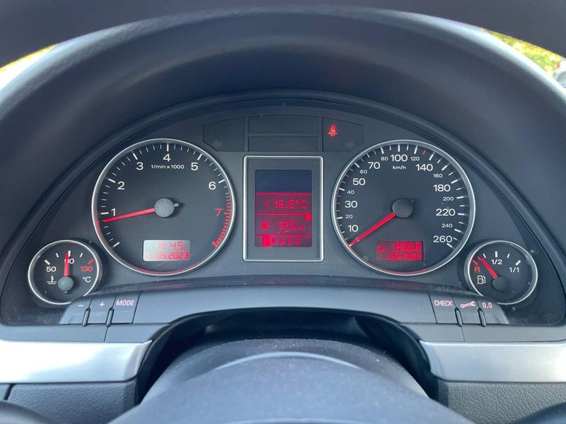 Audi A4 • 2005 • 155,100 km 1