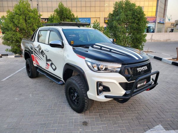 Toyota Hilux • 2016 • 23,450 km 1