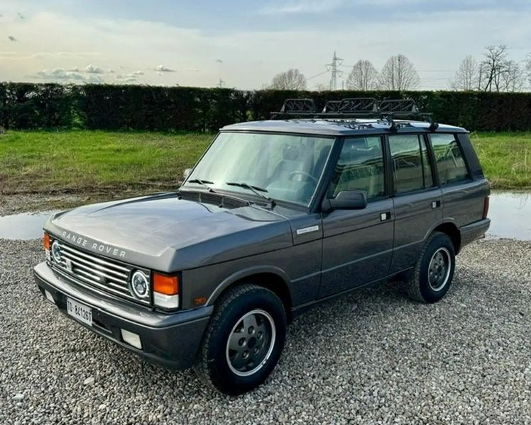 Land Rover Range Rover • 1992 • 250,000 km 1