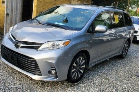 Toyota Sienna • 2018 • 400 km 1