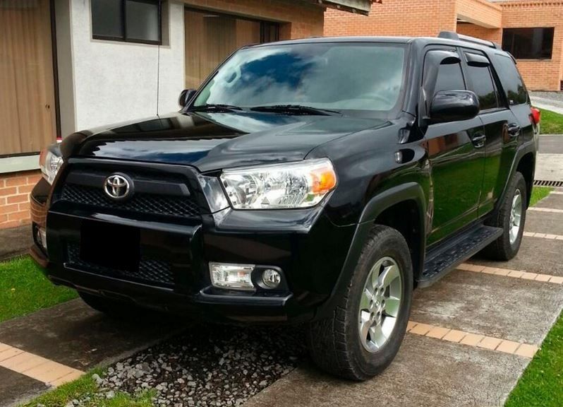 Toyota 4-Runner • 2012 • 150,000 km 1