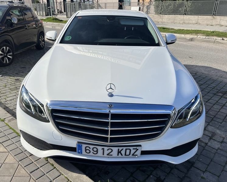 Mercedes-Benz E • 2018 • 326,000 km 1