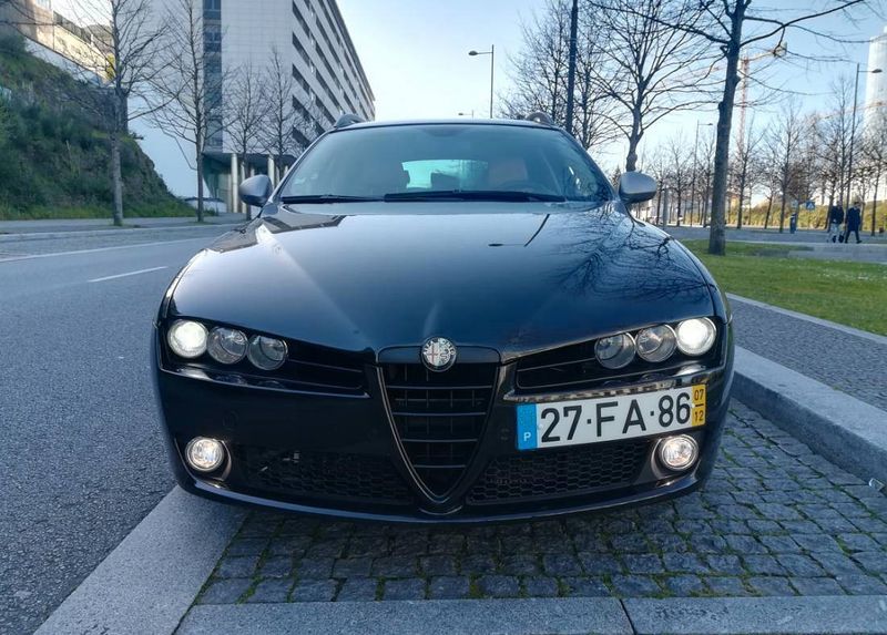 Alfa Romeo 159 • 2007 • 149,999 km 1