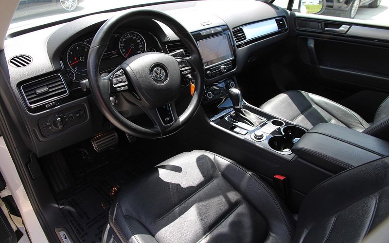 Volkswagen Touareg • 2012 • 169,000 km 1