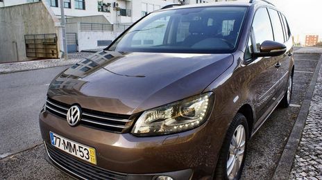 Volkswagen Touran • 2011 • 170,000 km