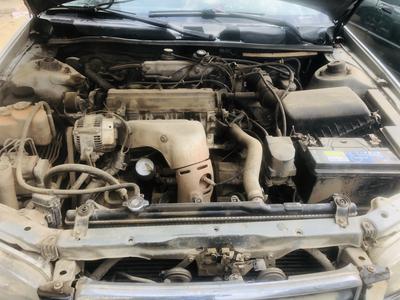 Toyota Camry • 2002 • 180,000 km