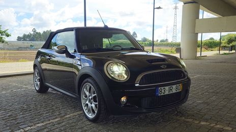 MINI Cooper S • 2009 • 112,900 km
