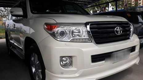 Toyota Land Cruiser • 2018 • 50,000 km