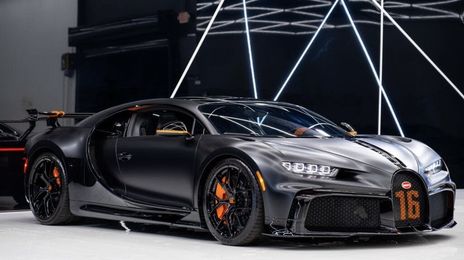 Bugatti Chiron • 2026 • 5,800 km