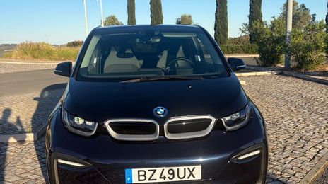 BMW i3 • 2022 • 29,605 km