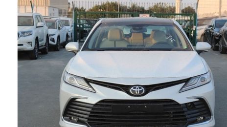 Toyota Camry • 2024 • 14,000 km