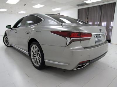 Lexus LS • 2018 • 14,686 km