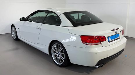 BMW 3 Series • 2009 • 90,850 km