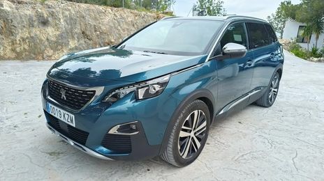 Peugeot 5008 • 2019 • 86,000 km